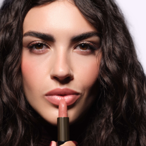Iconic Lipstick - 350 autumn terra